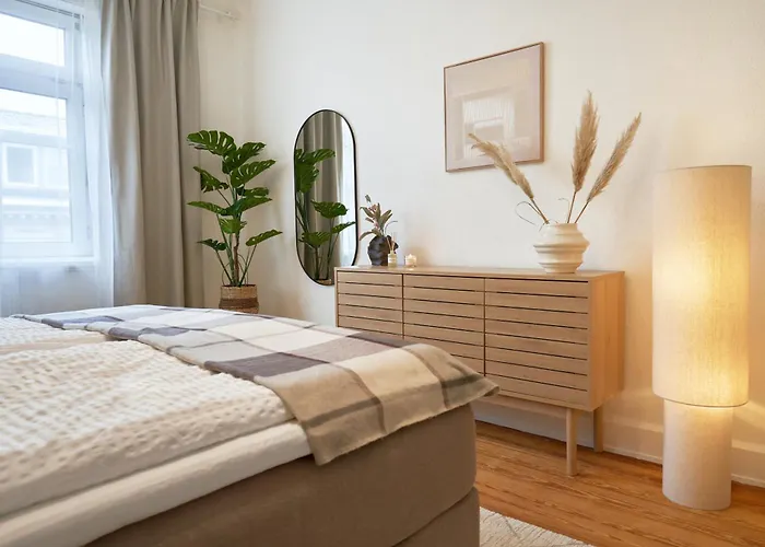 Repsody - Center Group And Family Apartament
